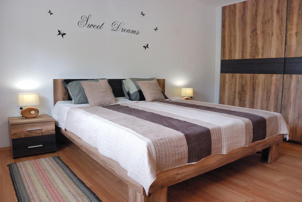 Apartment Luti Pula Pokoj fotografie